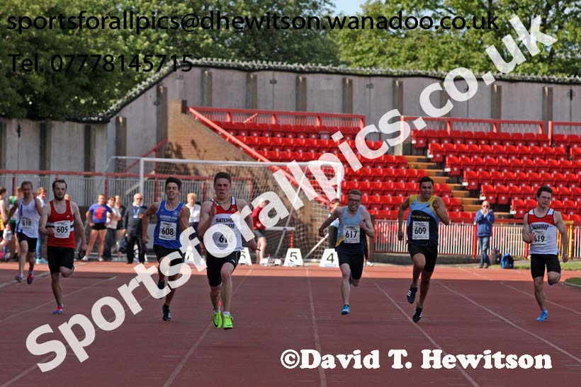 Mens under-20s 200 metres, North Eastern Champs, Gateshead Stadium. Photo: David T. Hewitson/Sports for All Pics